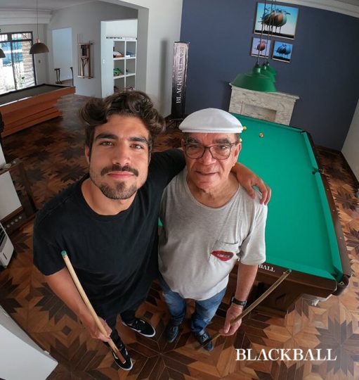 Caio Castro e Rui Chapéu Jogando Sinuca na BLACKBALL®