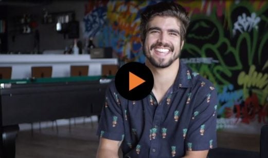 Novo Apartamento e Mesa de Sinuca do Caio Castro